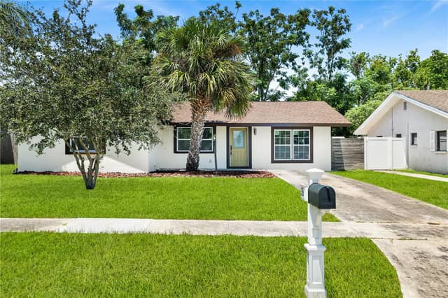 2264 WINCHESTER DR photo