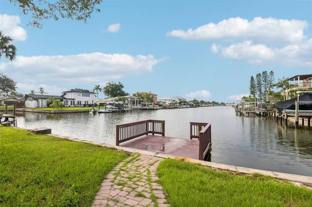 4008 DANA SHORES DR photo