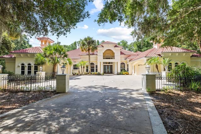 6800 WISTERIA LOOP photo