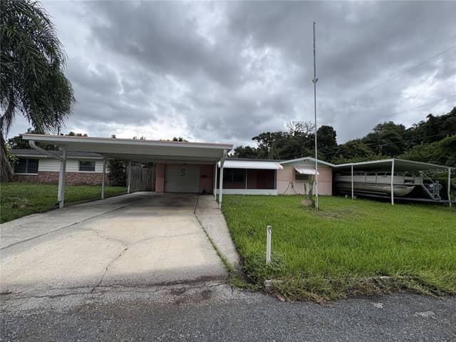 1650 AQUA LN photo