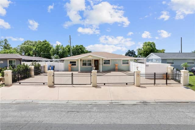 6004 W JEAN ST photo