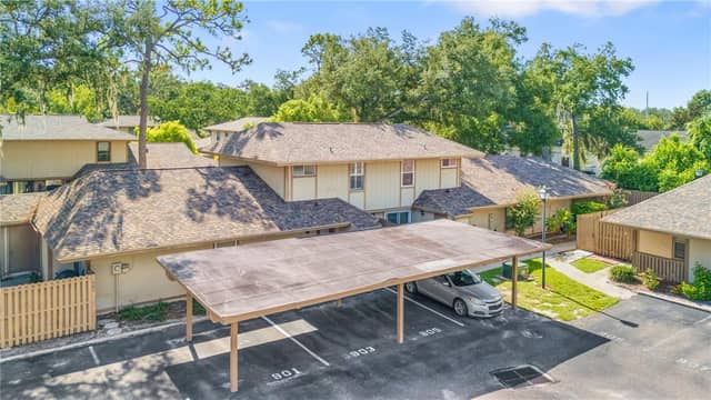 903 BUCK CT photo