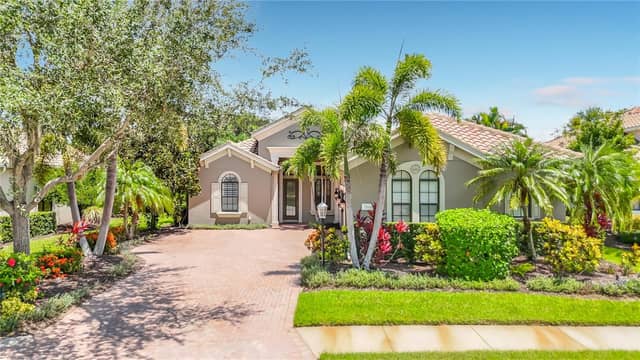 7668 SILVERWOOD CT photo