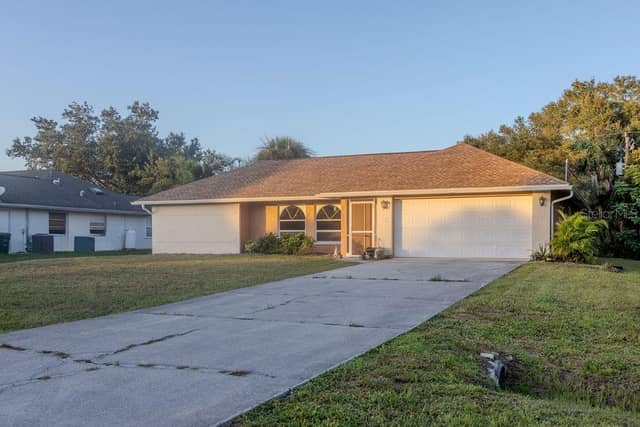1570 S BISCAYNE DR photo