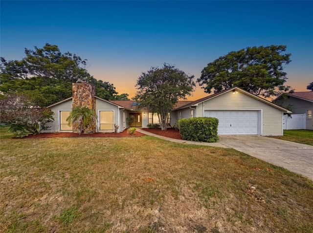 13241 HILLWOOD CIR photo