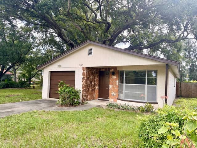 15717 AVALON AVE photo