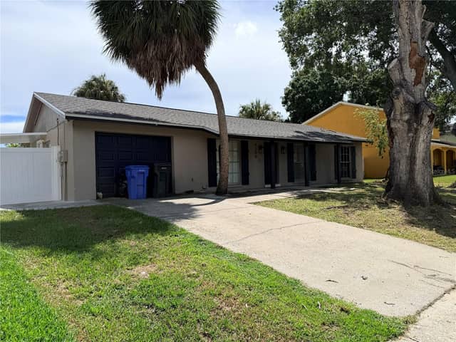 8209 VASSAR CIR photo