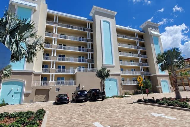 125 ISLAND WAY #305 photo