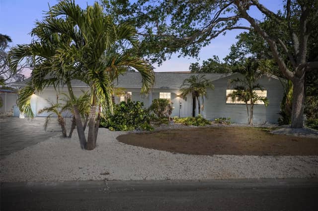 10001 S YACHT CLUB DR photo