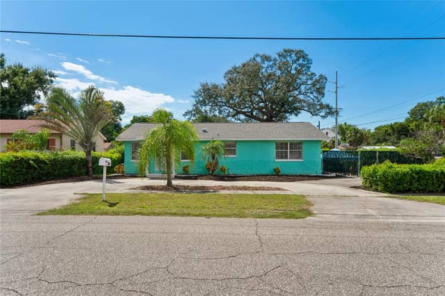 223 N WALTON AVE photo