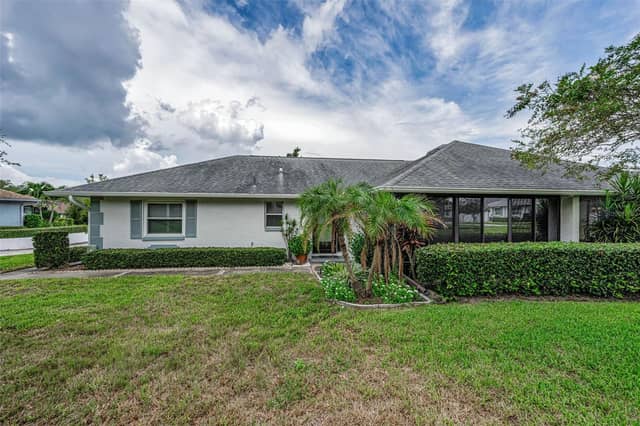 1251 SUTHERLAND CT photo