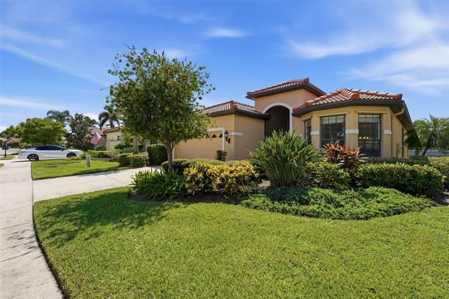 8155 STIRLING FALLS CIR photo
