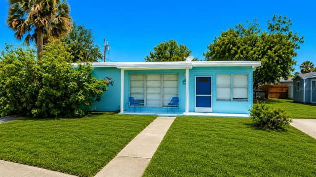 8594 BUMFORD AVE photo