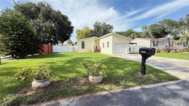 10404 BRUSSELS DR photo