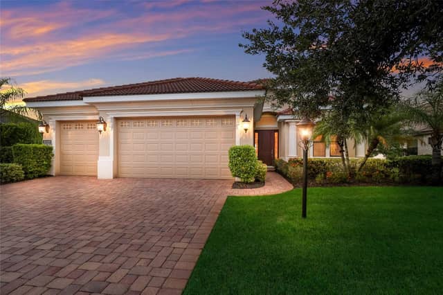 15403 HELMSDALE PL photo