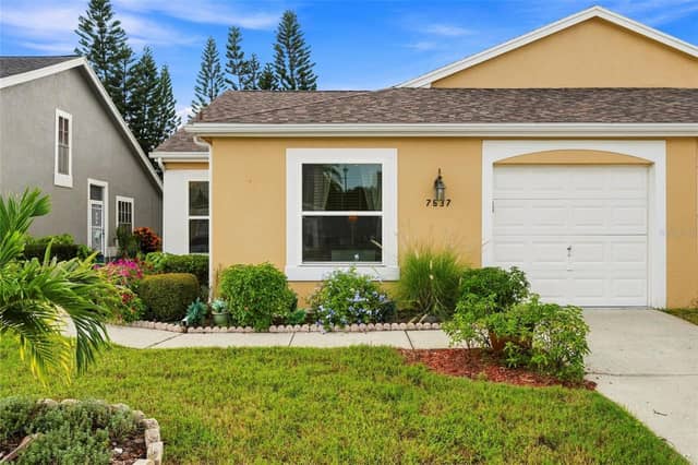 7637 BALHARBOUR DR photo