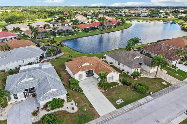 1104 VILLEROY DR photo