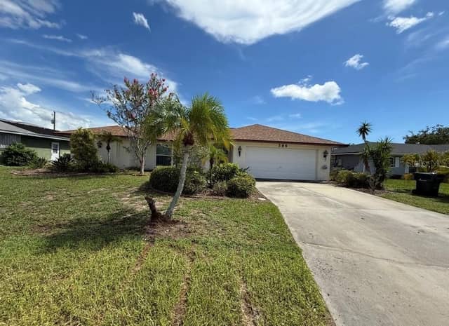 386 PINEVIEW DR photo