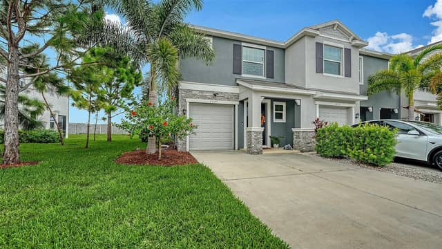 2627 MIDNIGHT PEARL DR photo