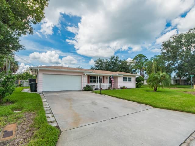 63 NICHOLAS DR photo
