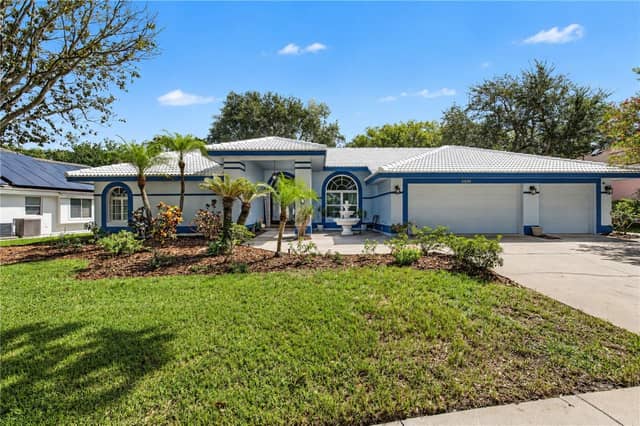 2233 PINNACLE CIR S photo