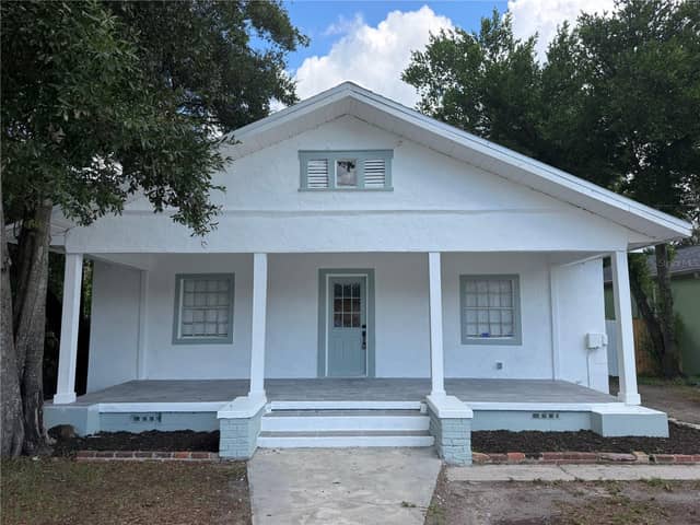 2604 E LAKE AVE photo