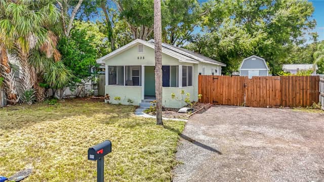 608 N LINCOLN AVE photo