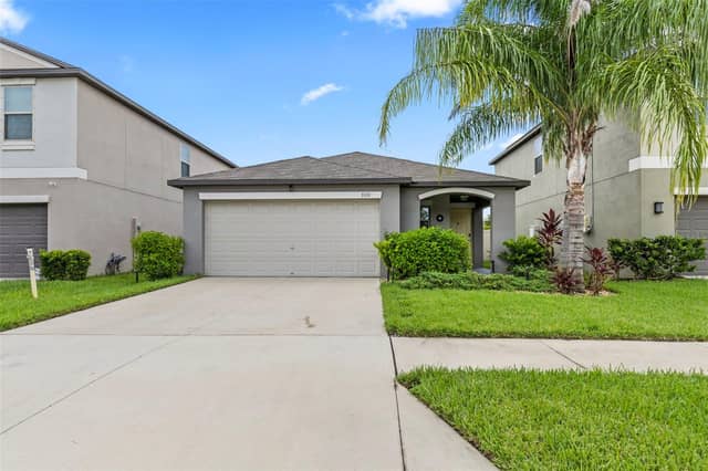 5111 DANDELION ST photo