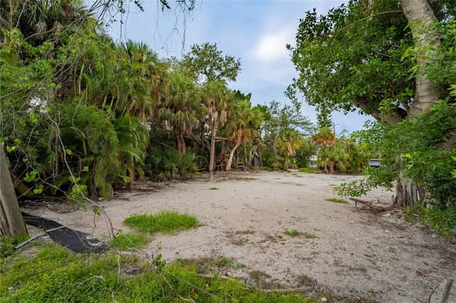 5323 CALLE FLORIDA photo