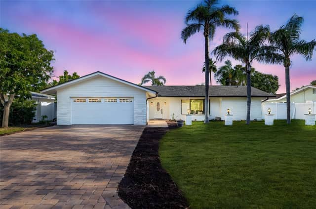 4495 CLEARWATER HARBOR DR S photo