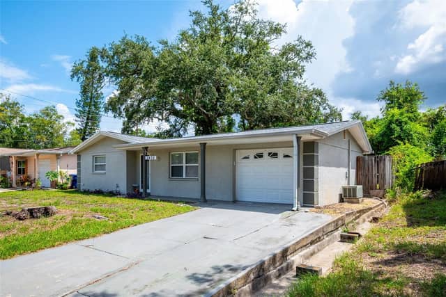 3438 KIMBERLY OAKS DR photo