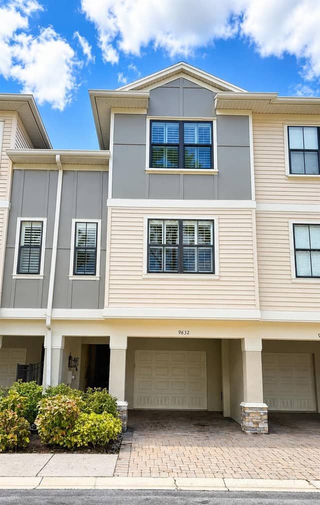 9632 BAY GROVE LN photo