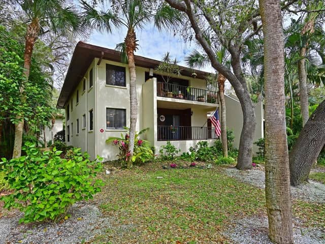3904 MOURNING DOVE DR #225 photo