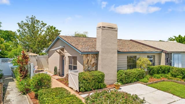 1205 MOHRLAKE DR photo