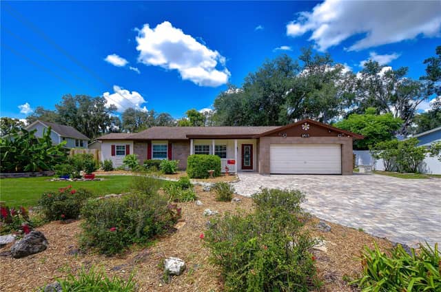 3917 KING DR photo