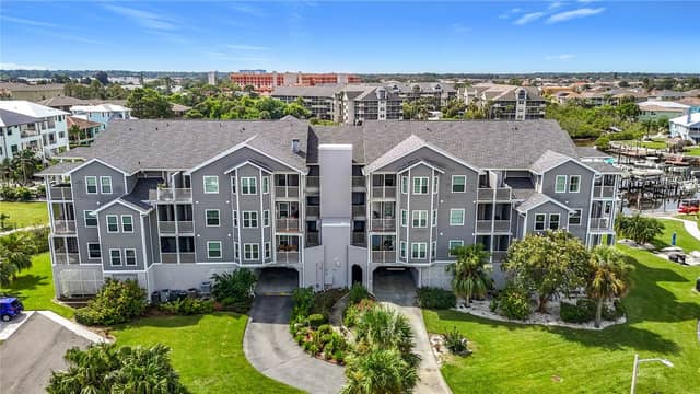 5722 BISCAYNE CT #304 photo