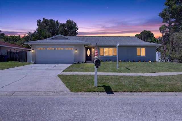 3350 HUNT CLUB DR photo