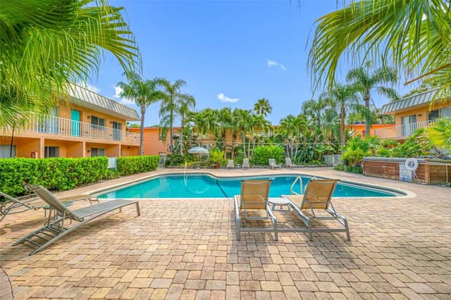 1405 S LORENZO AVE #02 photo