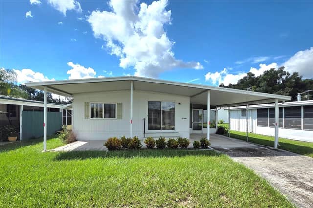 37048 LOIS AVE photo