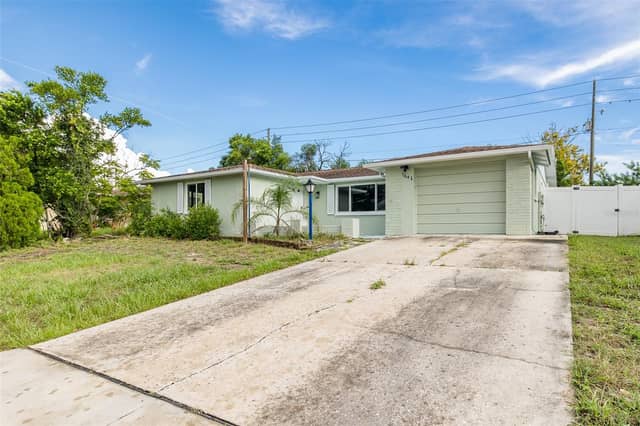 7641 JUDITH CRES photo