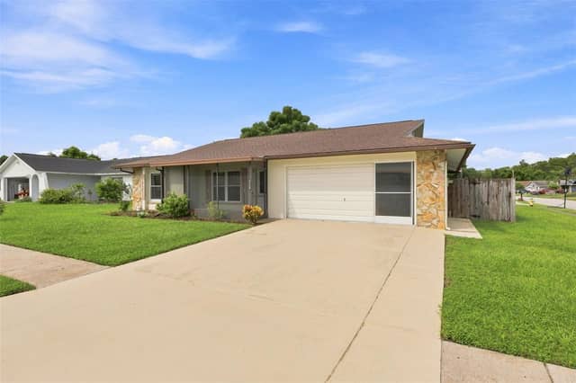 4331 SWALLOWTAIL DR photo