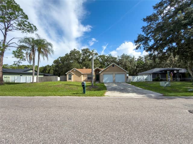 23437 SHINING STAR DR photo