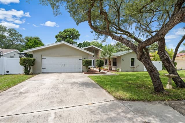 425 WAYFARER CT photo