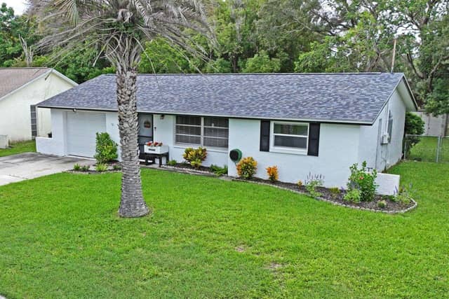 15915 VILLA DR photo