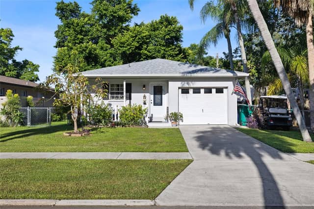1013 27TH AVE W photo