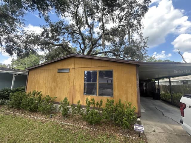 10542 BAY HILLS CIR photo
