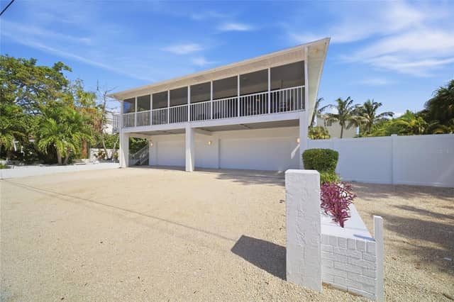 254 GLADIOLUS ST photo