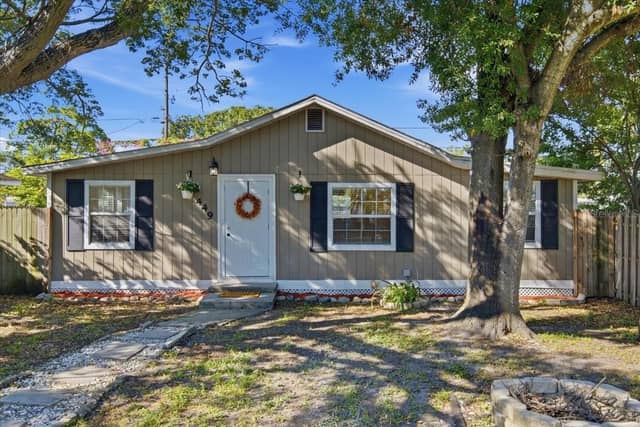 449 38TH AVE N photo
