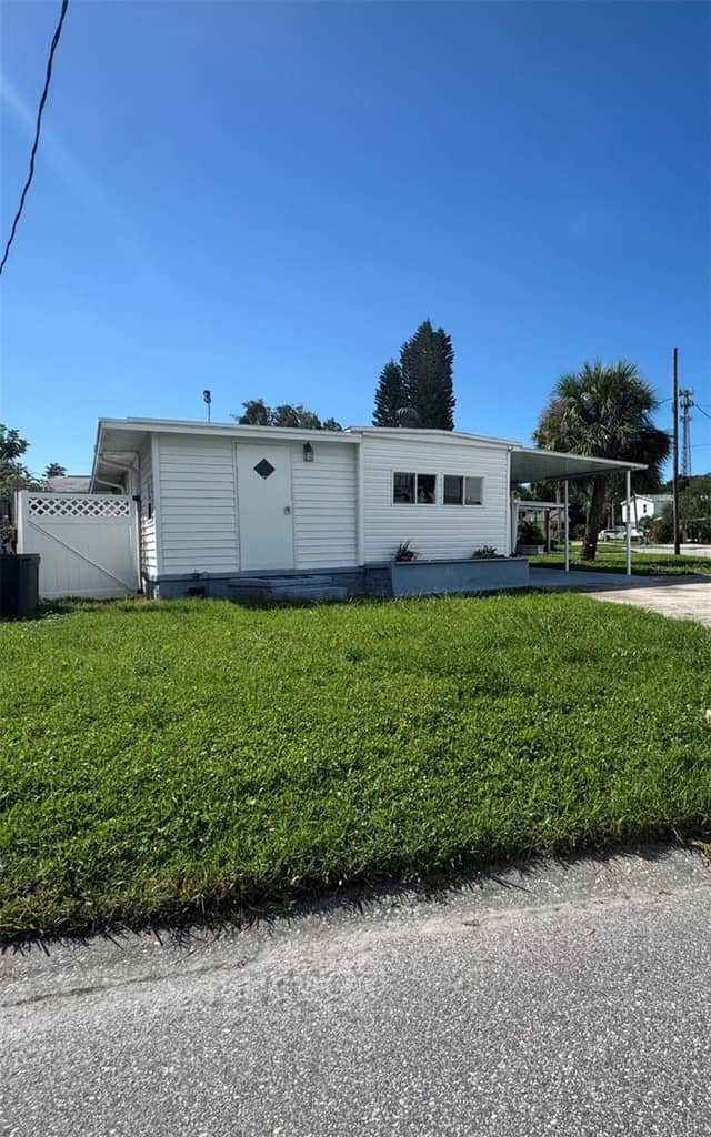 802 RIVER VIEW LN photo