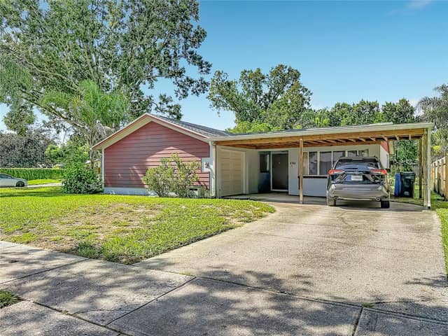 617 HIGHVIEW CIR S photo